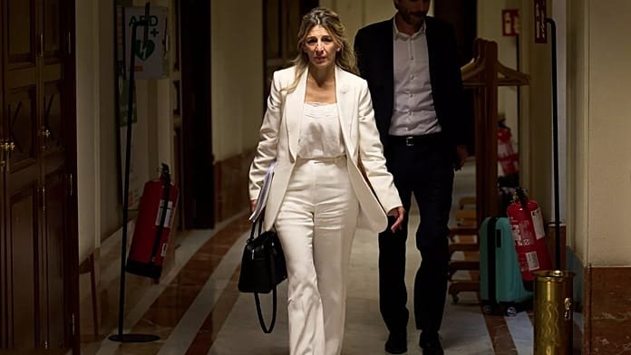 La derecha tumba la reducción de la jornada laboral y evidencia la fragilidad del Gobierno español