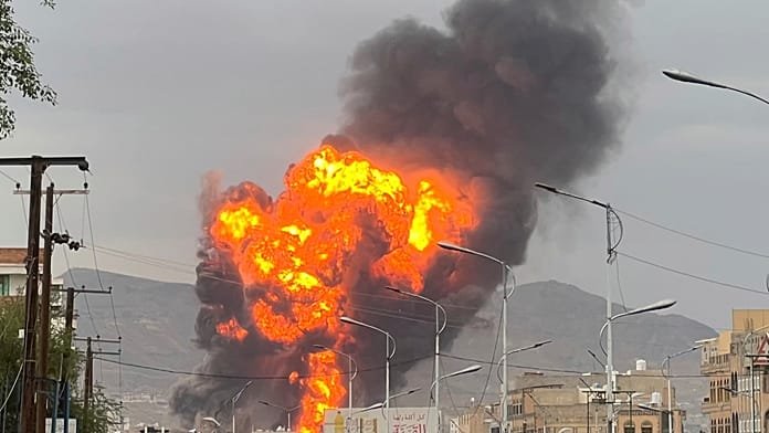 Al menos 35 muertos en ataques aéreos israelíes contra la capital yemení, Saná