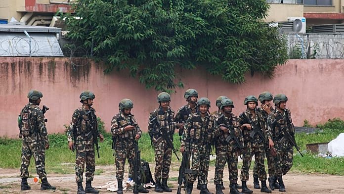 El Ejército nepalí levanta el toque de queda mientras intenta recuperar el control tras las protestas