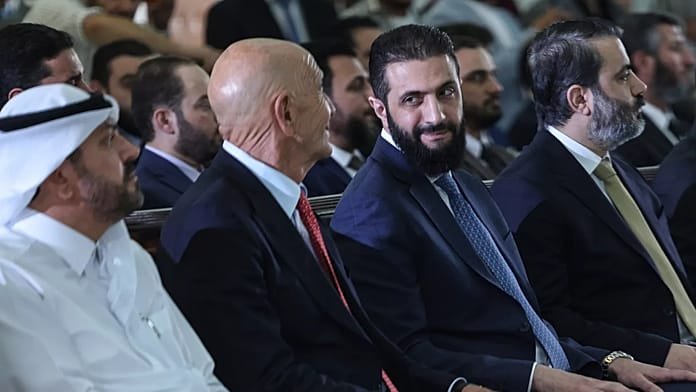 Siria reanuda sus exportaciones de petróleo tras 14 de años de guerra civil