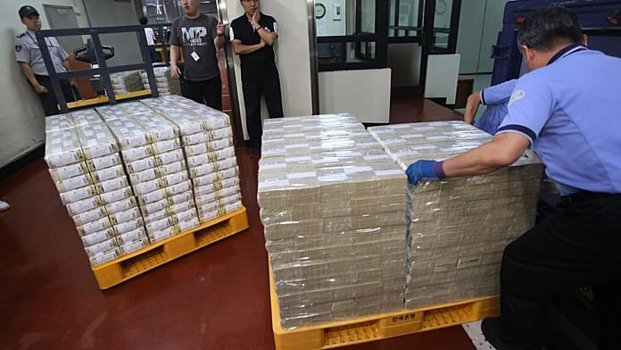 Trabajadores financieros en Corea del Sur realizan su primera huelga general en tres años