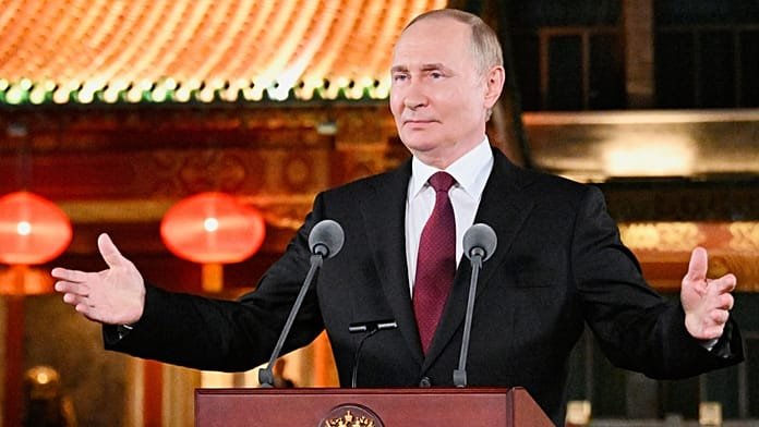 Putin está dispuesto a reunirse con Zelenski en Moscú: Kiev tacha la oferta de "inaceptable"