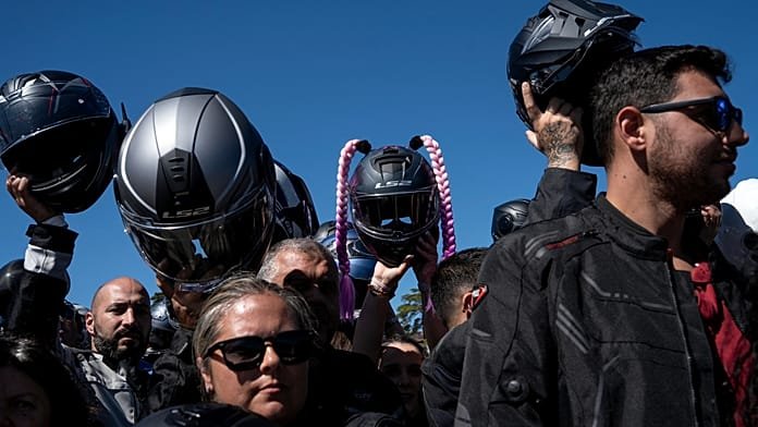 Miles de motoristas se reúnen en Fátima para la bendición anual de los cascos