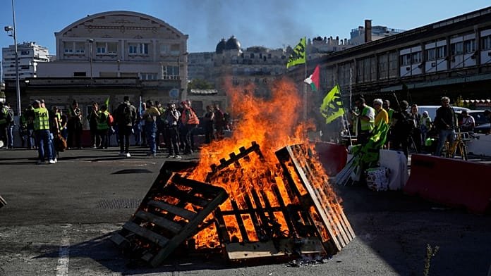 Huelga en Francia: Las protestas masivas contra los recortes presupuestarios paralizan el país