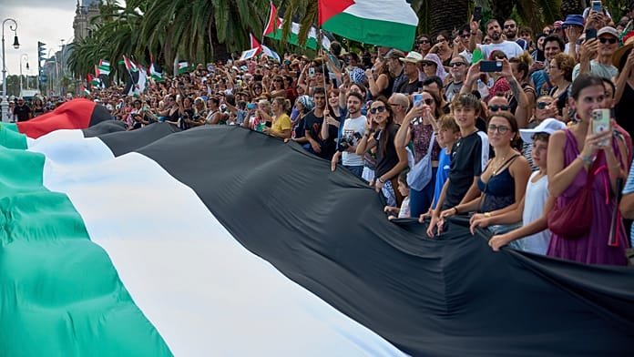 Voces en apoyo del pueblo palestino se dejan oír en diferentes partes de España