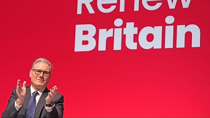 Starmer insta a la unidad del Partido Laborista para hacer frente a la amenaza de reforma del Reino Unido de Farage