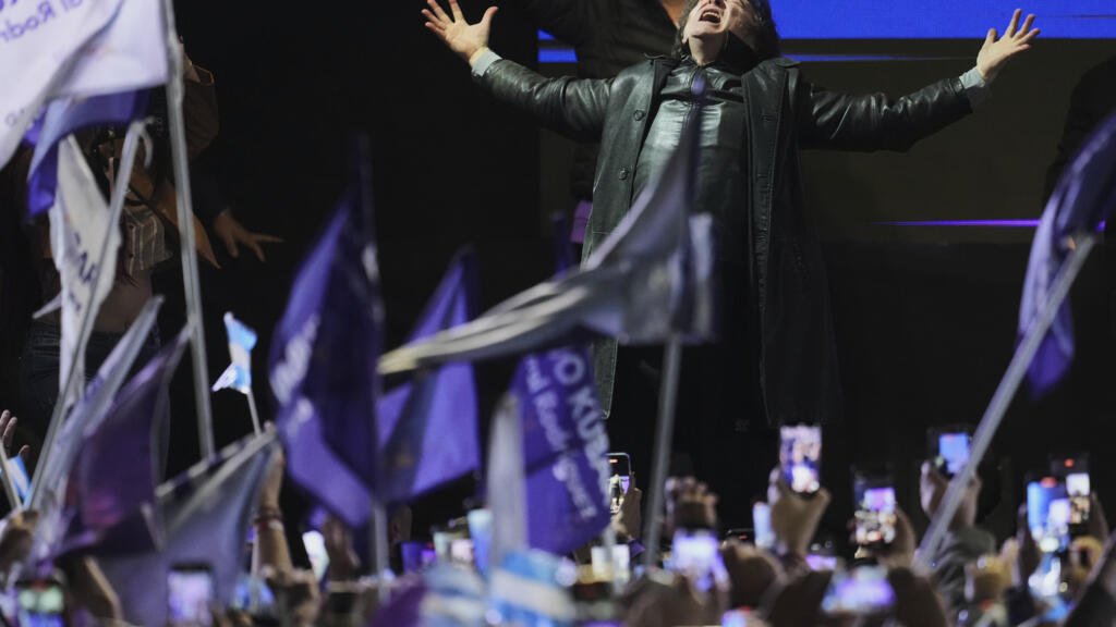 Milei se juega la fuerza de su liderazgo en elecciones legislativas de medio término en Buenos Aires