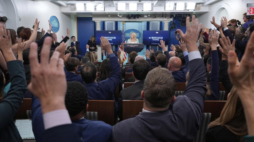 Las mujeres son la mitad de la población, pero solo protagonizan el 26% de las noticias