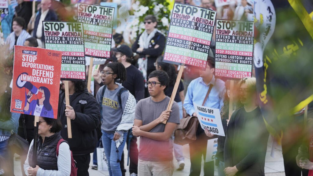 Chicago: las amenazas de Trump intensifican el miedo a arrestos y deportaciones entre migrantes