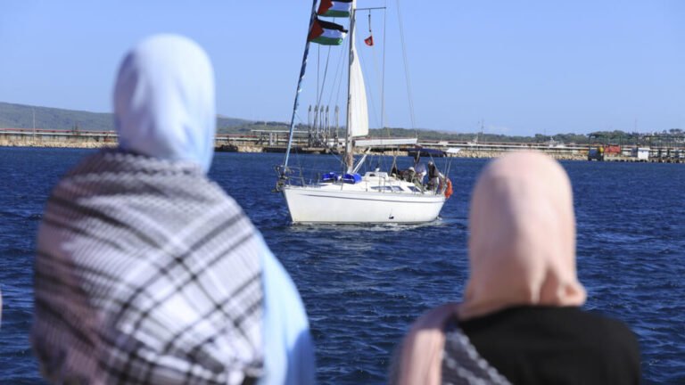 España e Italia envían barcos a proteger a la Flotilla Global Sumud, tras nuevos ataques