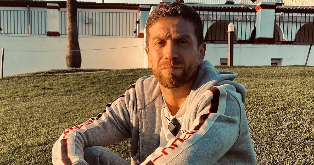 Papu Gómez, sin filtro, antes de volver a las canchas: "Tomás cocaína y te dan 6 meses" y un mensaje a "la gente que desapareció..."