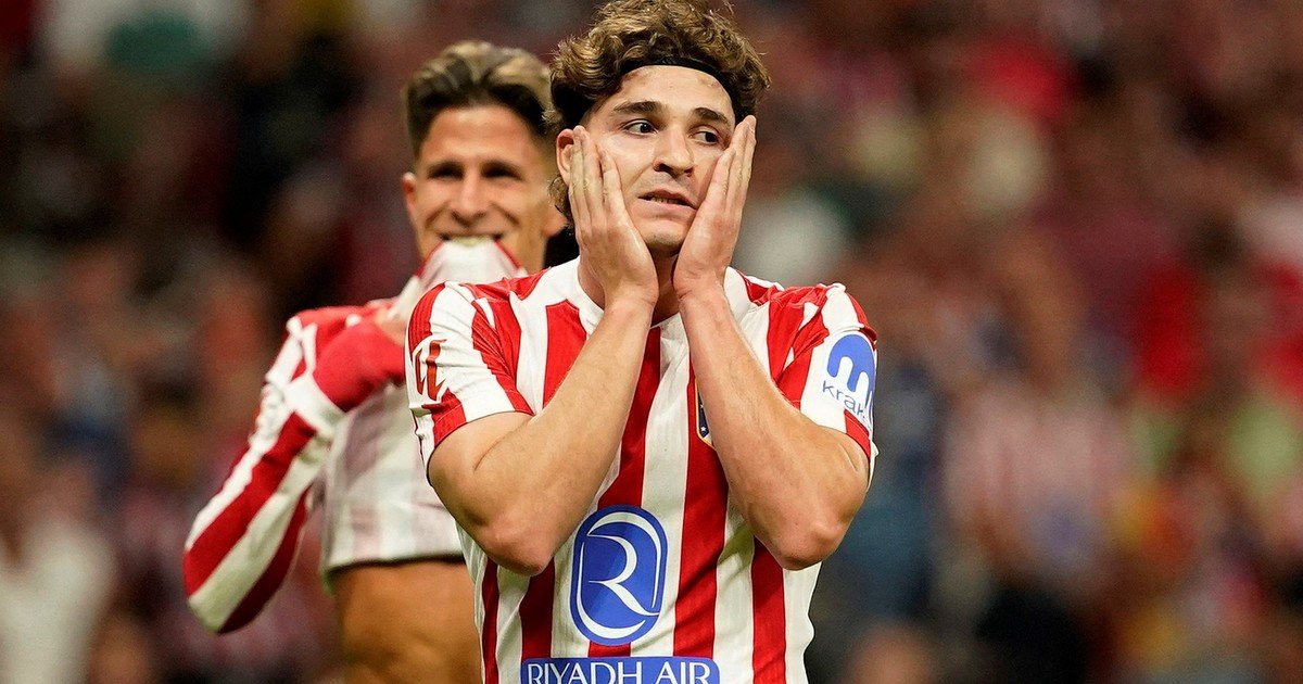 Julián Álvarez se pierde el debut del Atlético de Madrid frente al Liverpool en la Champions League: qué le pasó al futbolista argentino