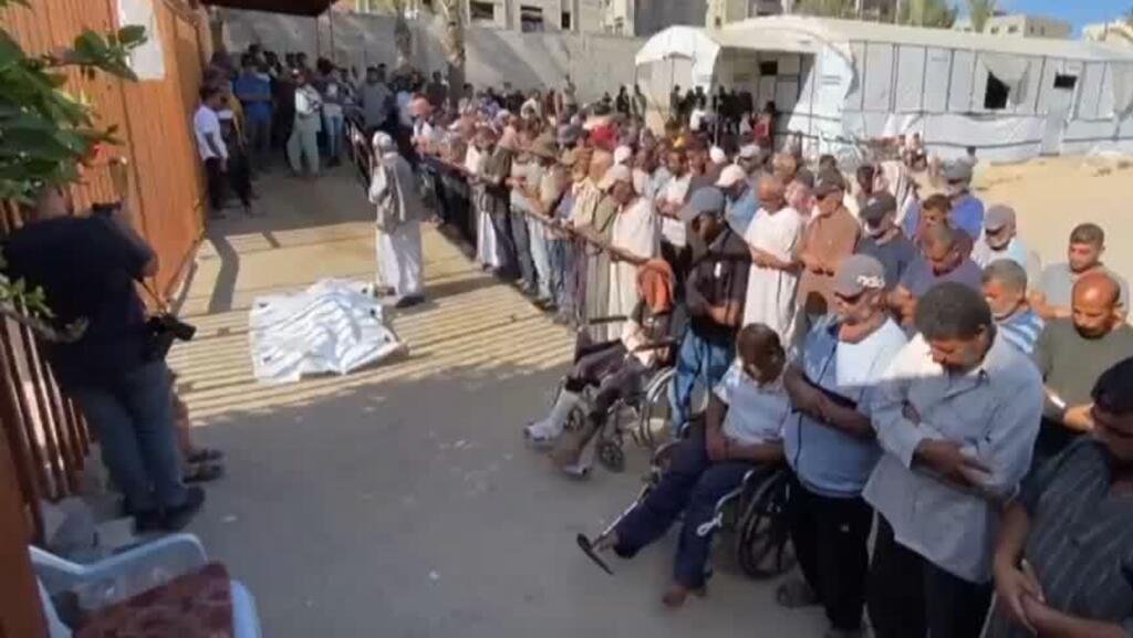 Palestinos abandonan Ciudad de Gaza hacia el sur, donde continúa el asedio israelí