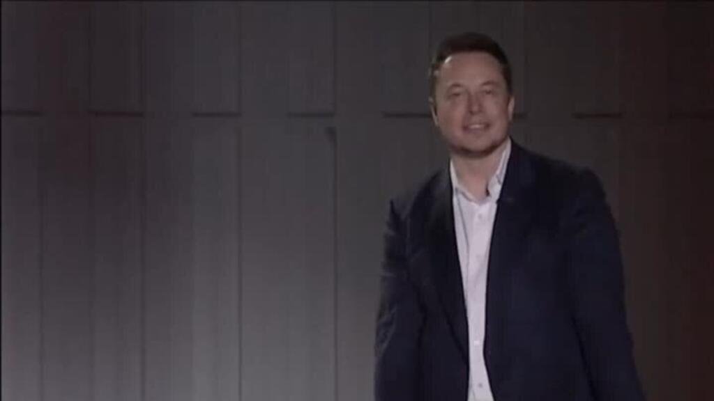 Tesla le ofrece millonario incentivo a Elon Musk: deberá cumplir con ciertos hitos