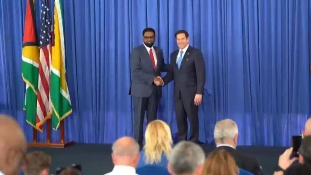 Irfaan Ali jura como presidente de Guyana y recibe apoyo de Estados Unidos