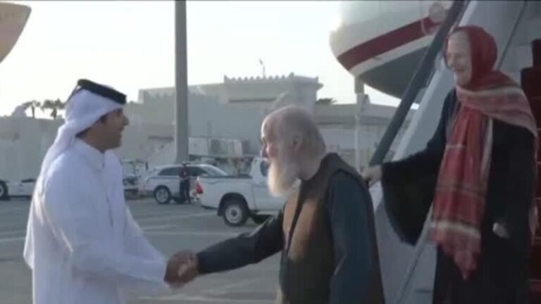 Una pareja británica fue liberada tras haber sido retenida durante meses por los talibanes