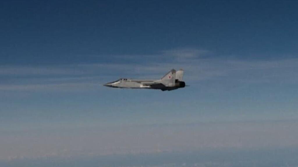 Cazas rusos sobrevuelan cielo de Estonia; el país califica la incursión de "atrevida"