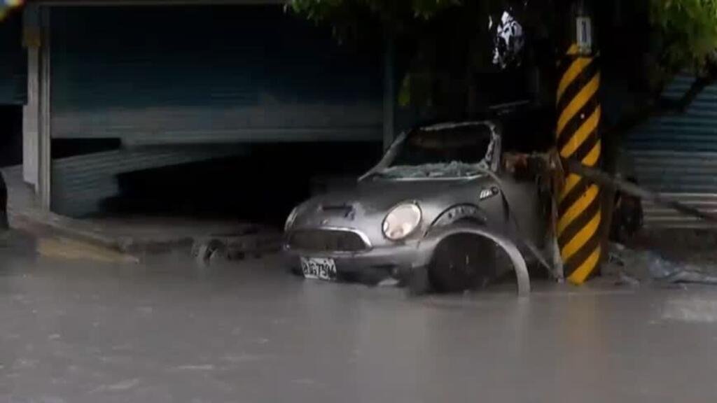 Al menos 14 muertos en Taiwán por supertifón Ragasa que tocó tierra en China