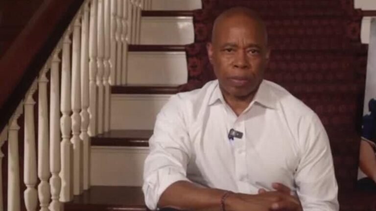 Eric Adams se retira de la contienda electoral de Nueva York