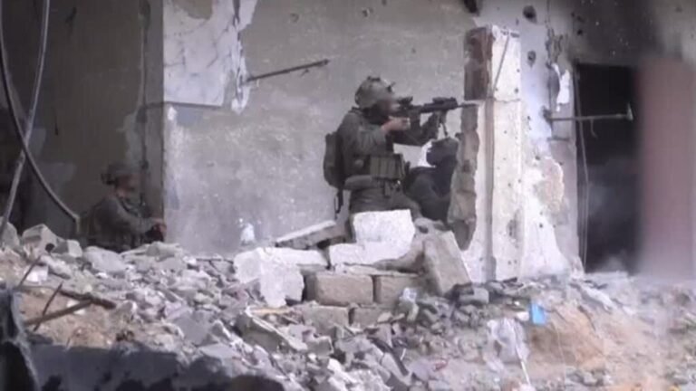 Netanyahu se reunirá con Trump mientras continúan ataques en Ciudad de Gaza