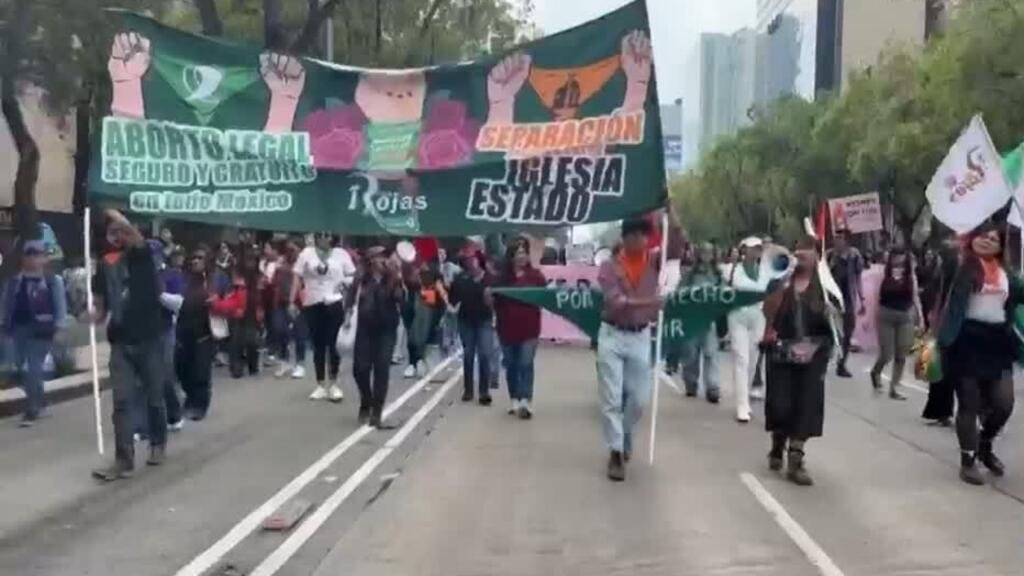 Lucha por derechos de las mujeres en América Latina: protestas a favor de despenalización del aborto