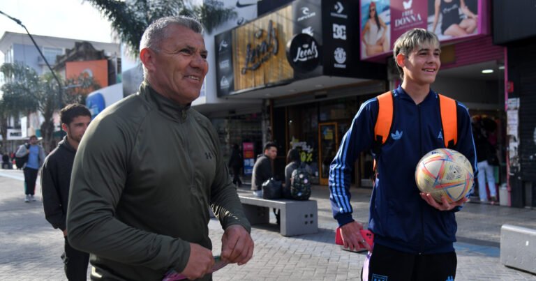 El Loco Enrique, otro ex futbolista que se la juega en la política: se recuperó de un infarto y es candidato a concejal en Lanús