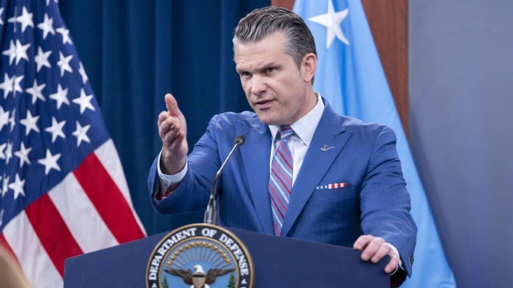 "Maduro debería estar preocupado": Hegseth reitera acusaciones y advierte más operaciones contra narcotráfico