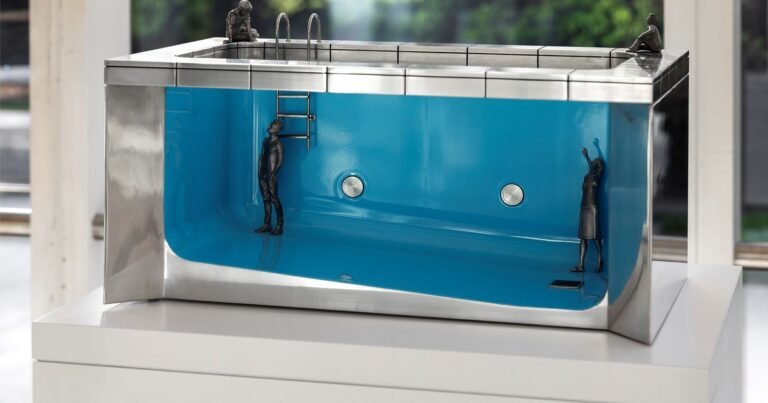 Ascensores, nubes y espejos: la muestra de Leandro Erlich que juega con la arquitectura en Buenos Aires