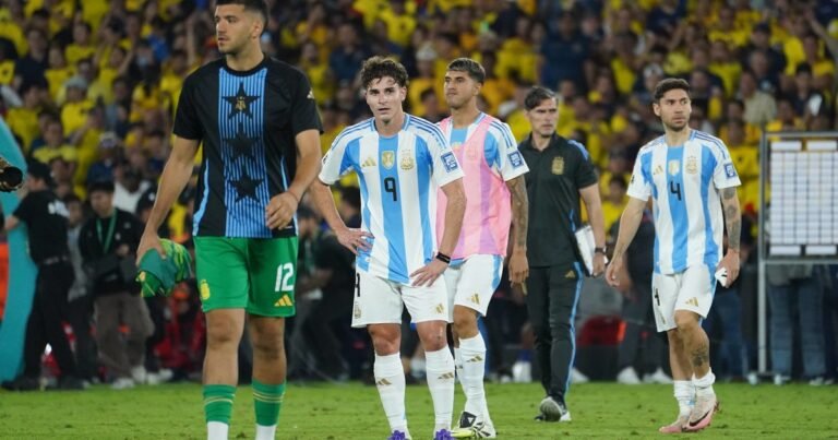 La Selección Argentina y un baño de realidad en Guayaquil: Ecuador despidió a la Scaloneta de las Eliminatorias con una dura derrota