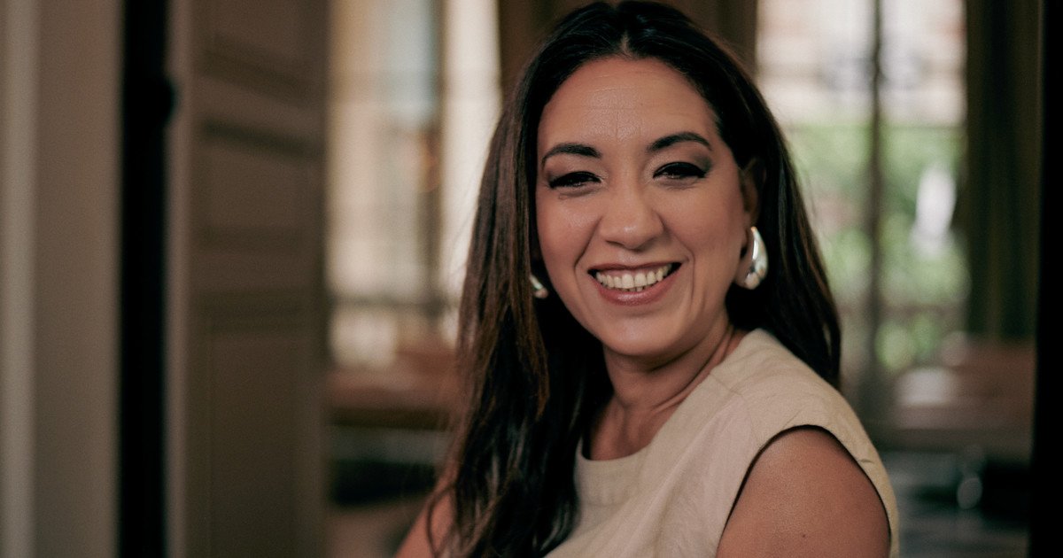 Lorena Vega, la psicóloga de Envidiosa y la Zurda de En el barro, tiene siete obras en cartel y el mundo por delante