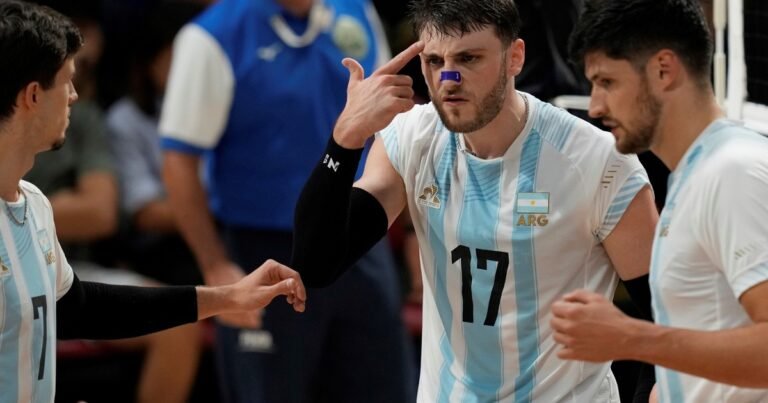 Argentina vs. Italia, por el Mundial de vóley Filipinas 2025: a qué hora se juegan los octavos de final y cómo ver el partido por TV en vivo