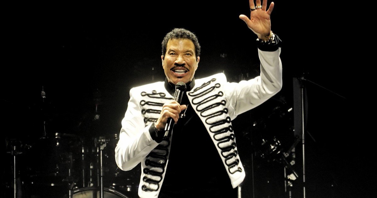 La gran noche de hits de Lionel Richie, el legendario cantante de los años '80 cuyo nombre inspiró el de Messi