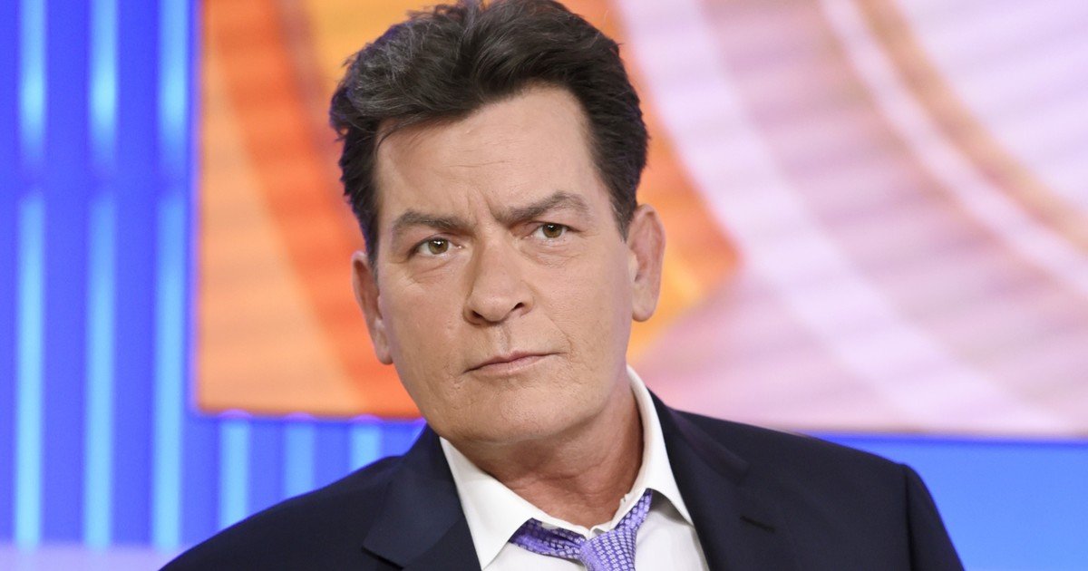 Charlie Sheen y su verdad sin filtros: todo sobre la biografía incómoda que es furor en Netlfix y que puso como protagonista a un dealer