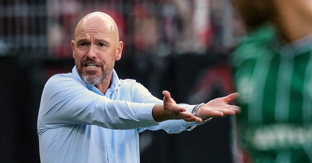 El Bayer Leverkusen de los argentinos, sin DT: echaron a Ten Hag después de solo tres partidos oficiales y rompió un récord de la Bundesliga