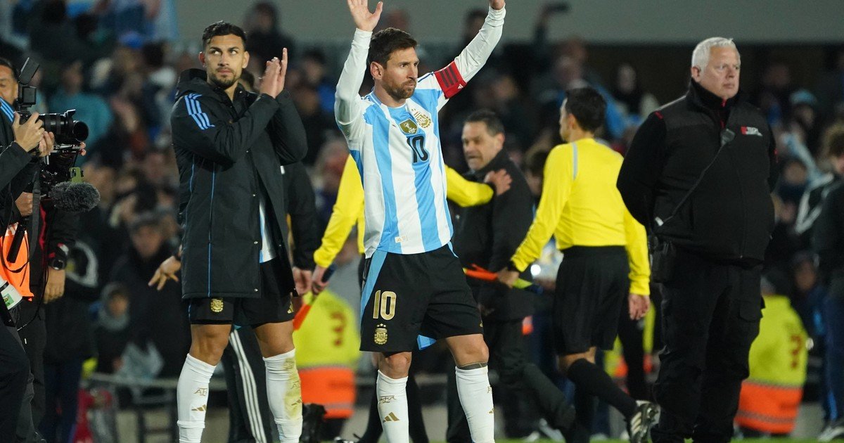 Lionel Messi confirmó que no viaja a Ecuador, sigue "día a día" rumbo al Mundial 2026 y confesó: "No quiero que se termine nunca"