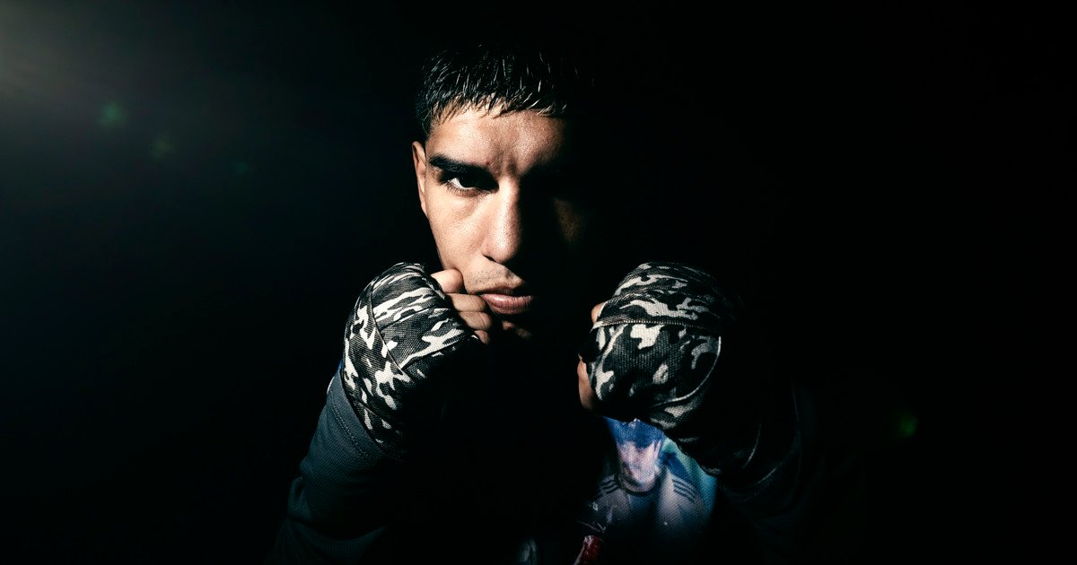 El Puma Martínez ya piensa en Jesse Rodríguez y se entrenó en un shopping de Buenos Aires