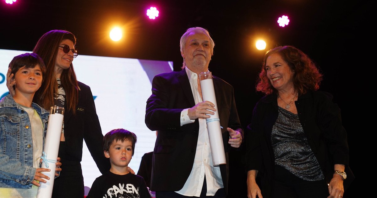 La gran noche de los Premios Konex a la Música Popular: las máximas figuras de la década recibieron sus diplomas