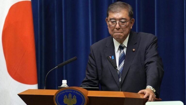 Primer ministro japonés Shigeru Ishiba se adelanta a su partido y presenta su renuncia