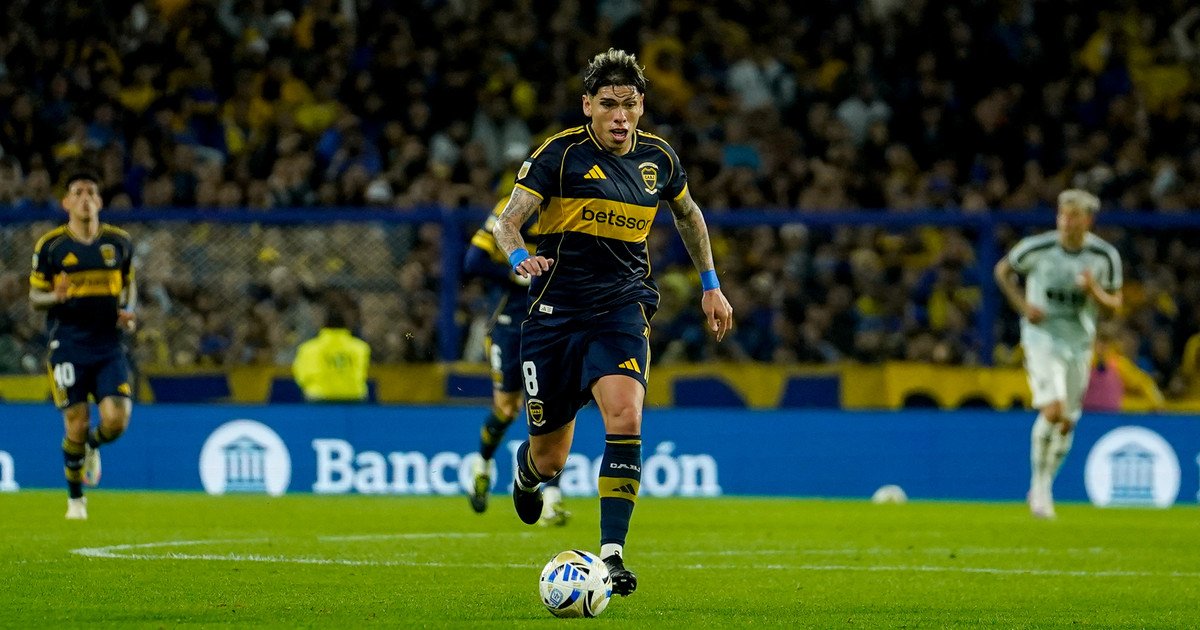 Boca: se lesionó Carlos Palacios y eso podría abrirle la puerta de regreso a uno de los "borrados"