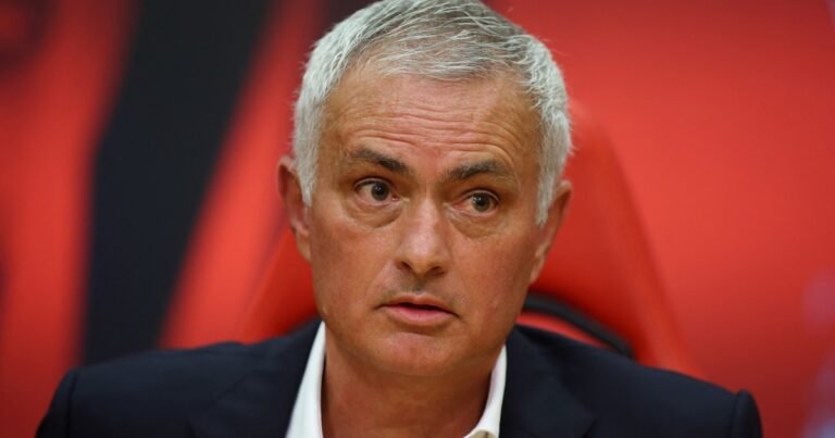José Mourinho vuelve al lugar donde todo comenzó: dirigirá al Benfica a 25 años de su debut como DT y se declara "menos egocéntrico"