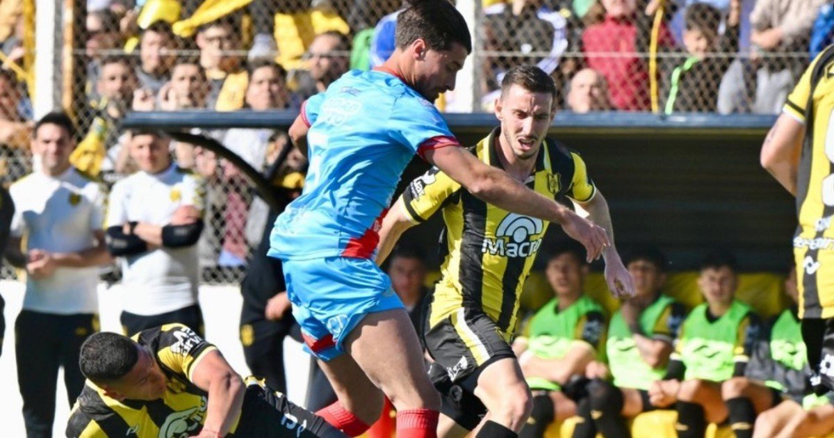 Arsenal de Sarandí descendió a la Primera B: jugará en la tercera categoría luego de 33 años