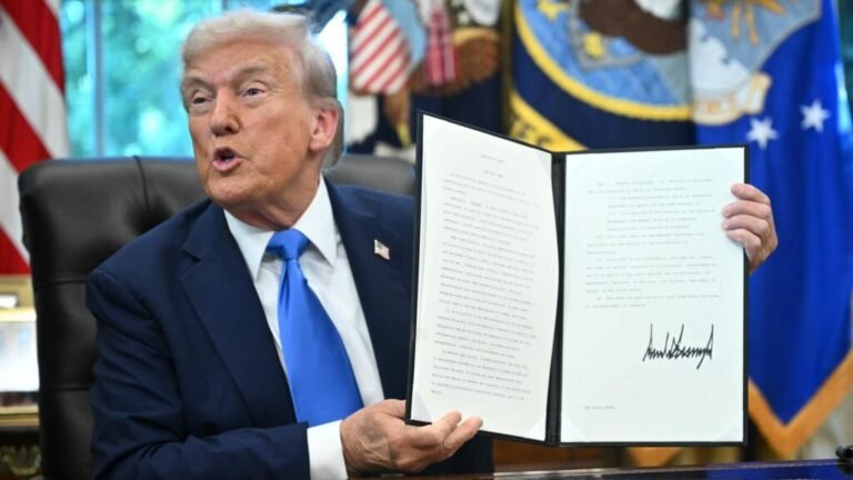 Trump encarece a 100.000 dólares el visado estrella de las compañías tecnológicas