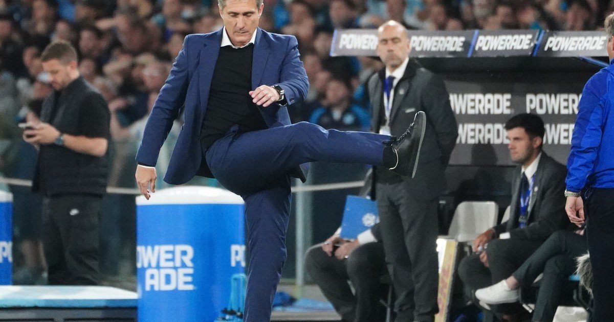 La ironía de Guillermo Barros Schelotto tras los dos goles anulados a Vélez en la serie vs Racing por la Libertadores: "Eficacia tuvimos"