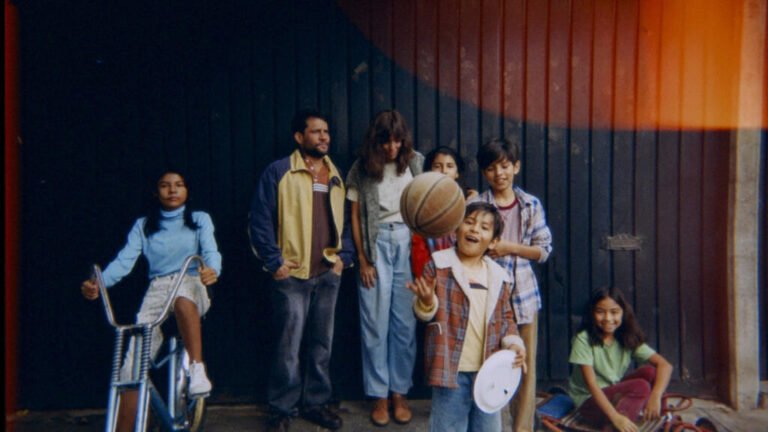 Ernesto Martínez Bucio: "La infancia nunca nos abandona"