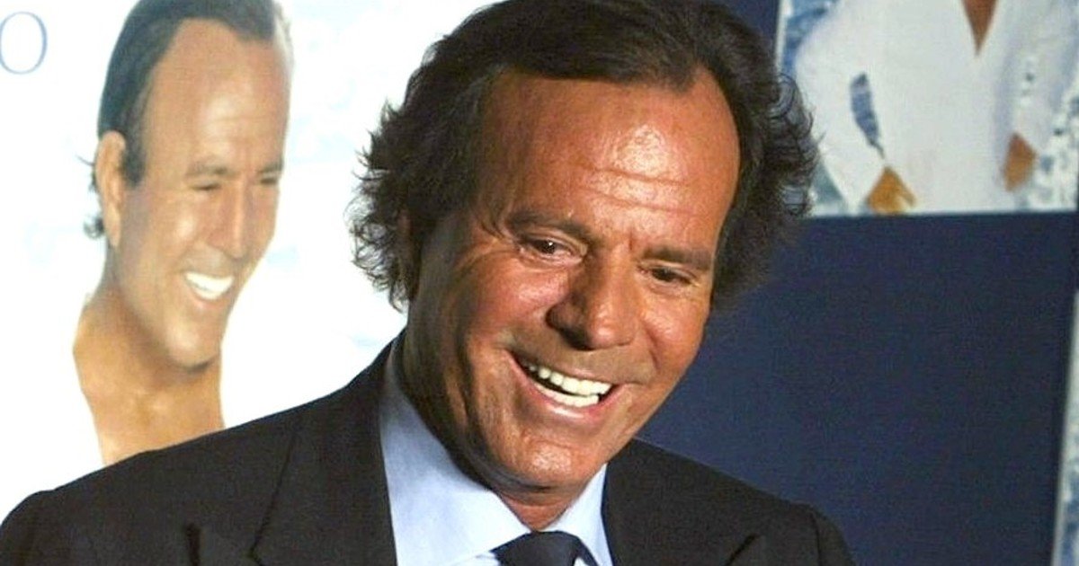 ‘Una vida de Julio Iglesias’: la reconstrucción literaria de un ícono de masas