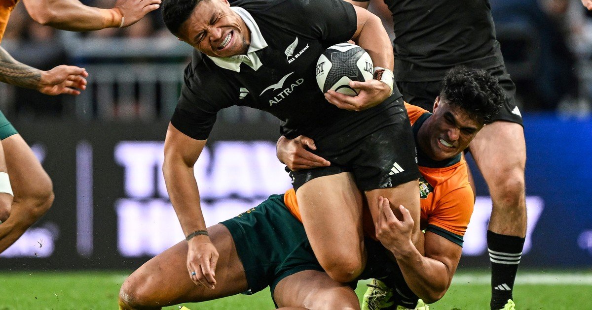 Los All Blacks estiraron su invicto en Eden Park y bajaron a los Wallabies de la cima del Rugby Championship