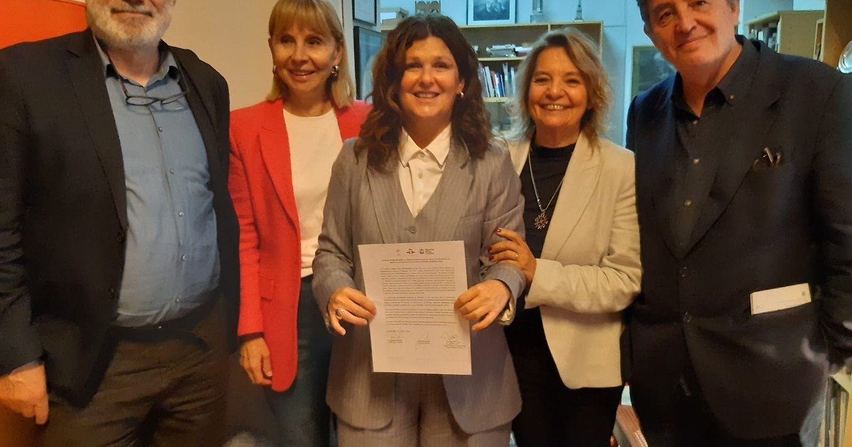 El Instituto Cervantes recibirá los legados de María Elena Walsh y Sara Facio en Madrid