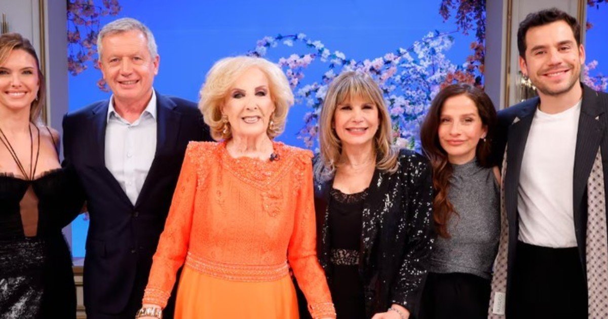 Rating del sábado:  ¿quién ganó entre Mirtha, el cine e Iván de Pineda?