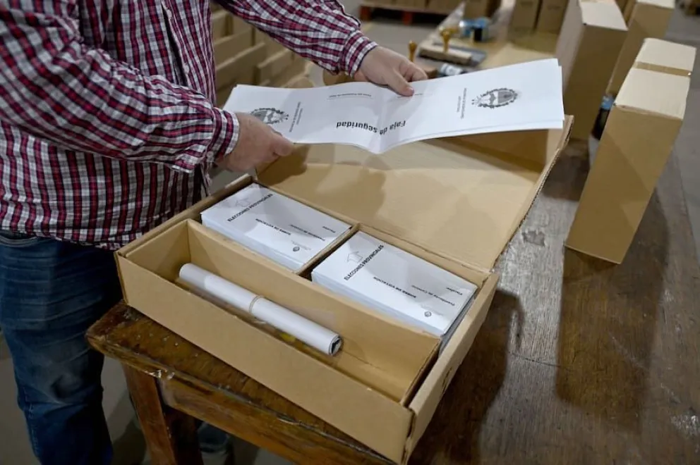 Se filtró un presunto boca de urna en Buenos Aires: su difusión es ilegal hasta las 21 horas