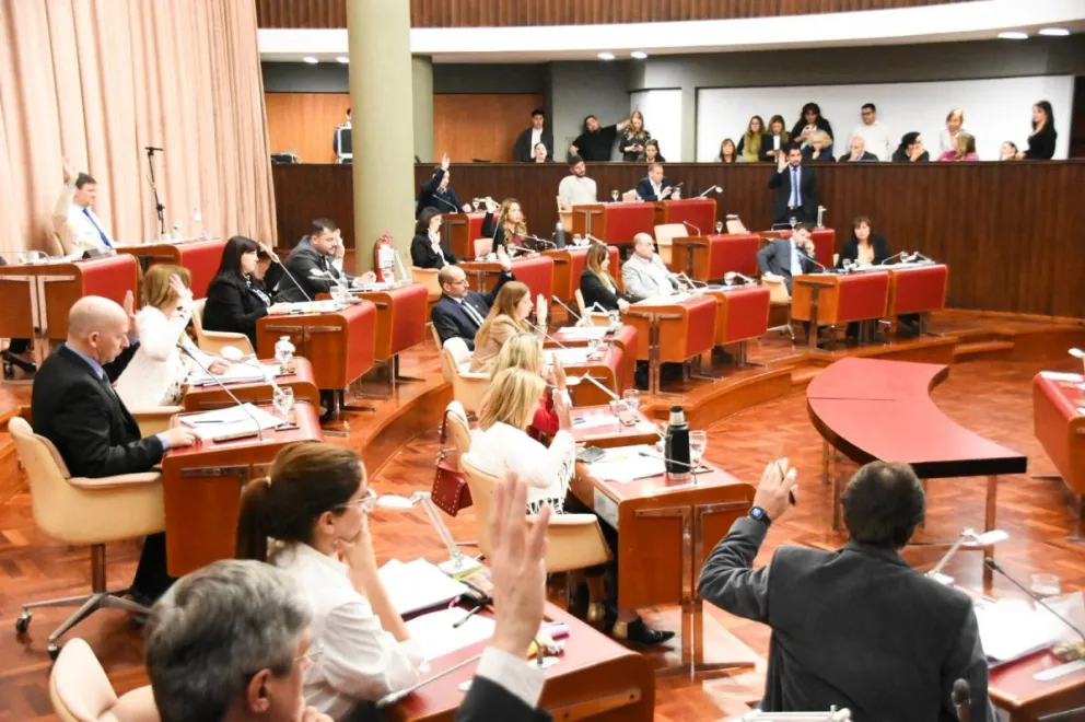 La Legislatura aprobó una ley que habilita créditos hipotecarios para viviendas “al pozo”